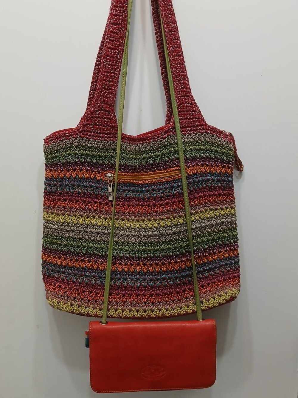 The Sak Rainbow Knit & Crossbody❤️